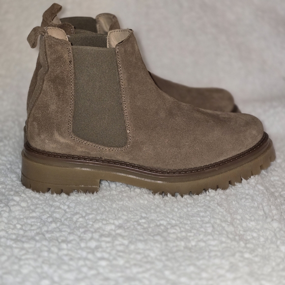 Enzo Tesoti Shoes - Enzo Tesoti brown suede leather Chelsea Pull-on Ankle boots Sz 7.5 Made In Spain